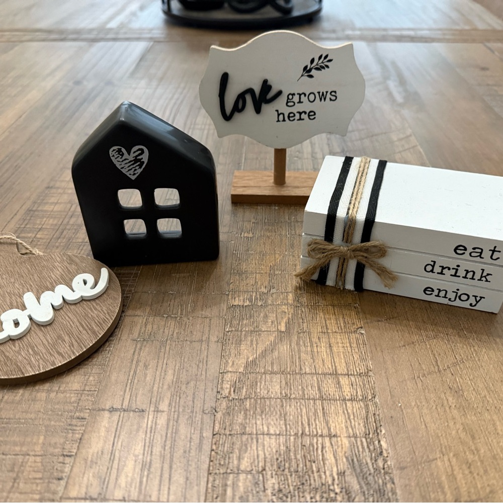 Hobby Lobby Black and White Home Decor Set